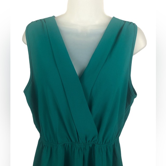 DRESS - Women's Forever 21 Emerald Green Short A-Line Sleeveless Dress. Size L - Picture 3 of 12